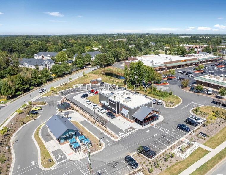 More Photos Of 2525 Eastchester Dr, High Point General Retail For Sale