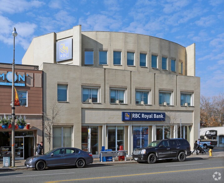 More Photos Of 3224 Yonge St, Toronto Office For Sale