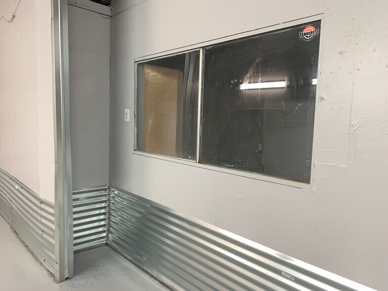 More Photos Of 2715 Highway 95, Bullhead City Self Storage For Lease