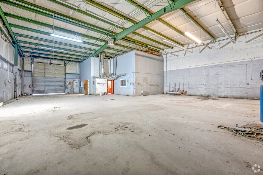 More Photos Of 6275 Highway 85, Riverdale Unknown For Lease