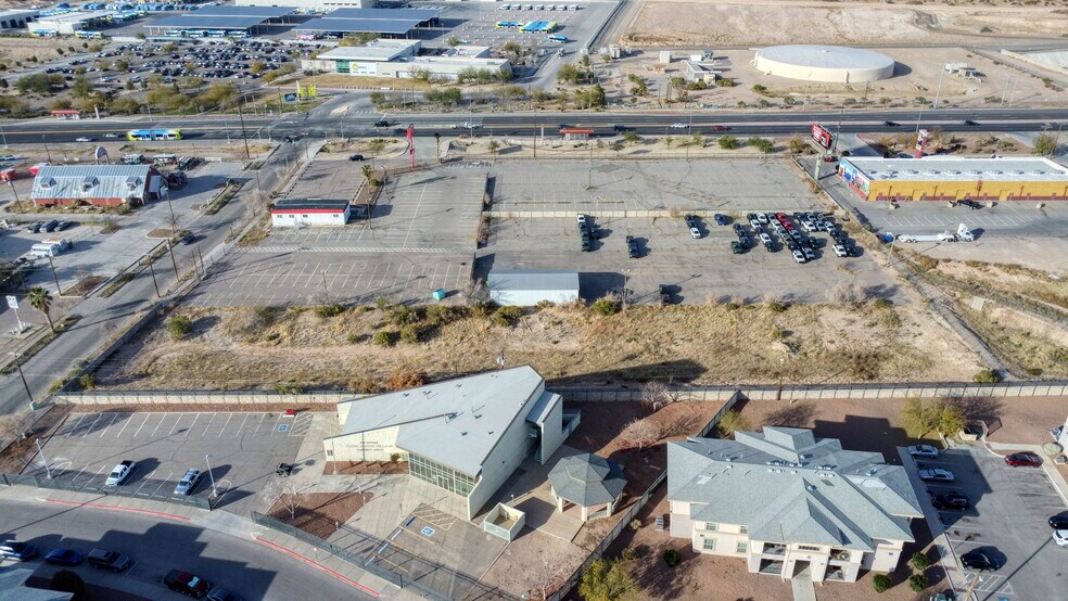 More Photos Of 10200 Montana Ave, El Paso Auto Dealership For Sale