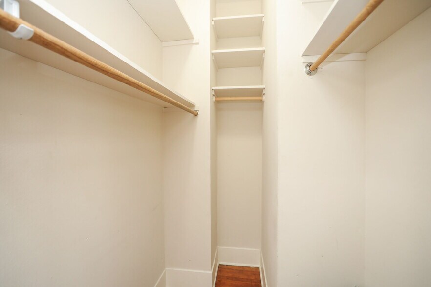 More Photos Of 717 Broadway St, Galveston Apartments For Sale