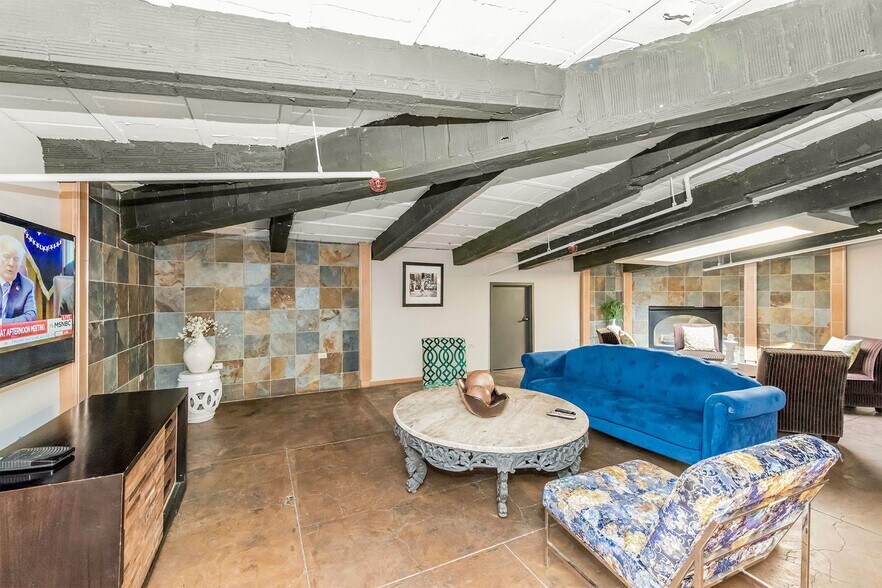 More Photos Of 343 S Dearborn St, Chicago Apartments For Lease