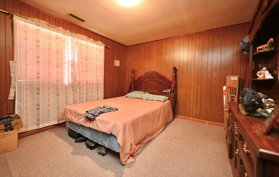 More Photos Of 1845 Green Dr NW, Cleveland Multifamily For Sale