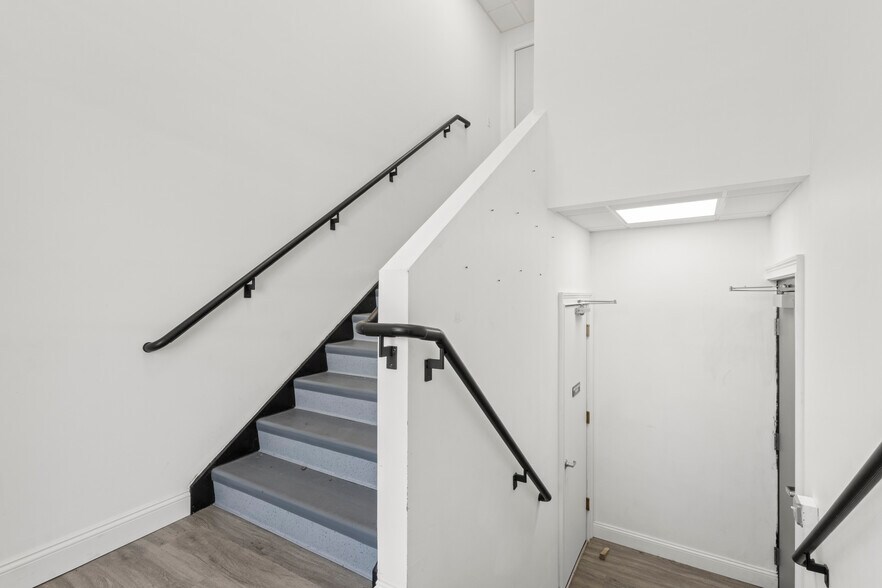 More Photos Of 1016 Park Ave, Cranston Loft Creative Space For Sale