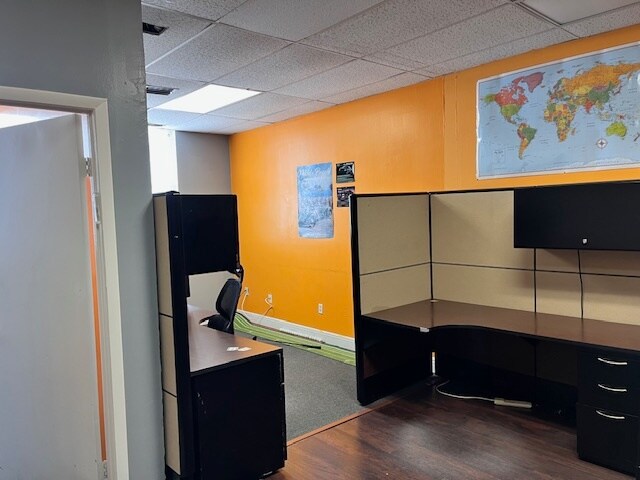More Photos Of 2835 Hollywood Blvd, Hollywood Office For Lease