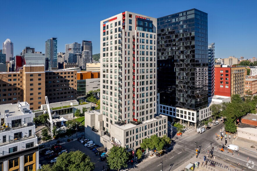 More Photos Of 20 Boul de Maisonneuve O, Montréal Apartments For Lease