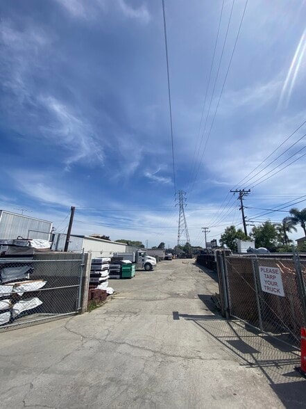 More Photos Of 2075 Norfolk St, San Mateo Freestanding For Sale