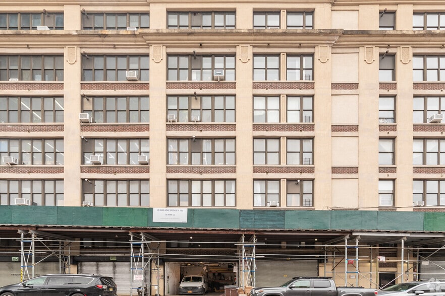 More Photos Of 20 Grand Ave, Brooklyn Loft Creative Space For Sale