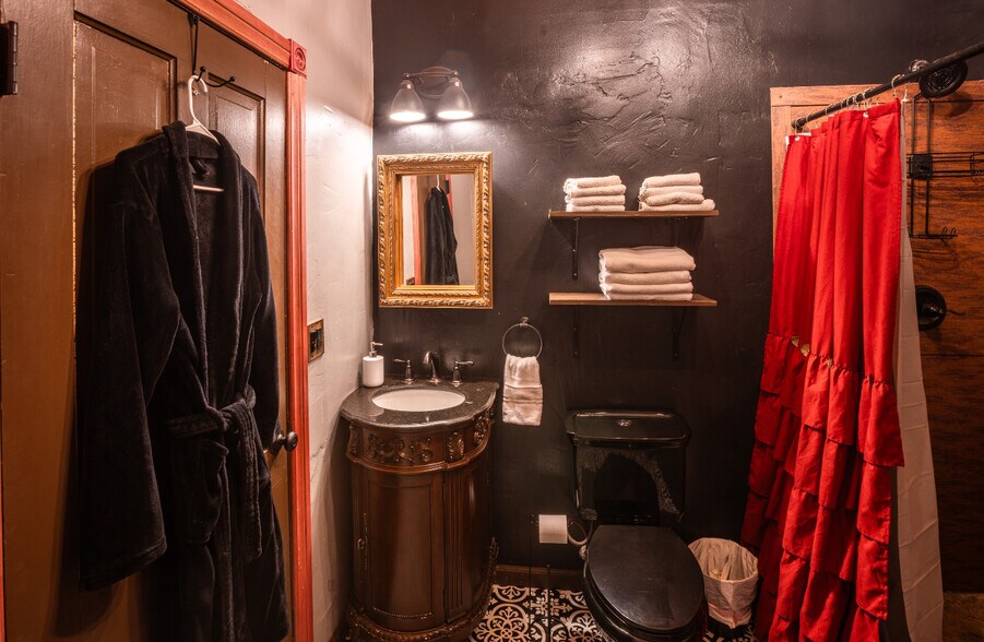 More Photos Of 304 Victor Ave, Victor Multifamily For Sale