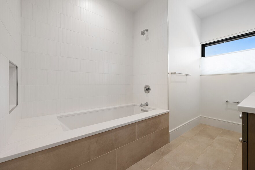 More Photos Of 424 Hidden Hollow Drive, Jackson Apartments For Sale
