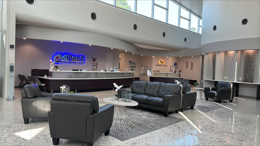 More Photos Of 411 Lantern Bend Dr, Houston Medical For Lease