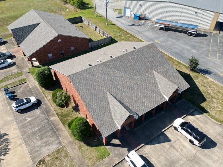 More Photos Of 22461 I-30, Bryant Office For Sale