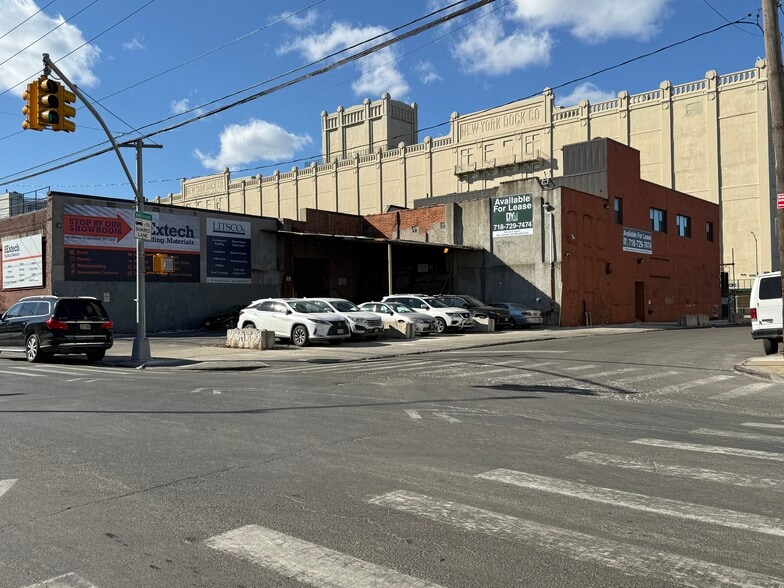 Primary Photo Of 87 Bowne St, Brooklyn Warehouse For Lease