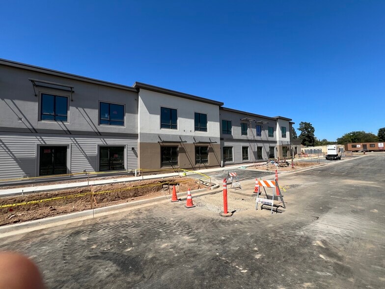 More Photos Of 1404-1446 Concannon Blvd, Livermore Medical For Sale