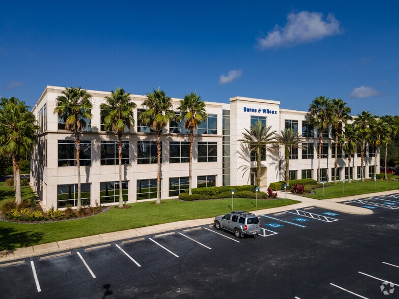 More Photos Of 18302 Highwoods Preserve Pky, Tampa Office For Lease