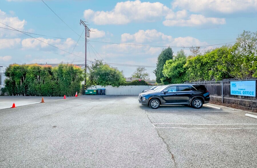 More Photos Of 1629 Crenshaw Blvd, Torrance Office Residential For Sale