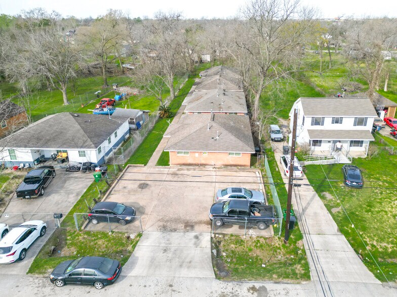 More Photos Of 4905 Kashmere St, Houston Apartments For Sale