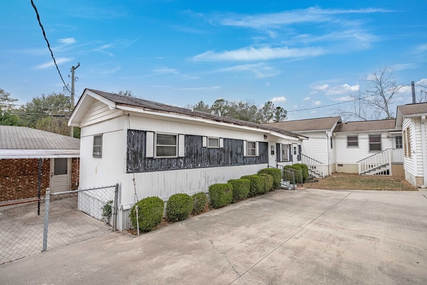 More Photos Of 2306 Forrest St, Cayce Assisted Living For Sale