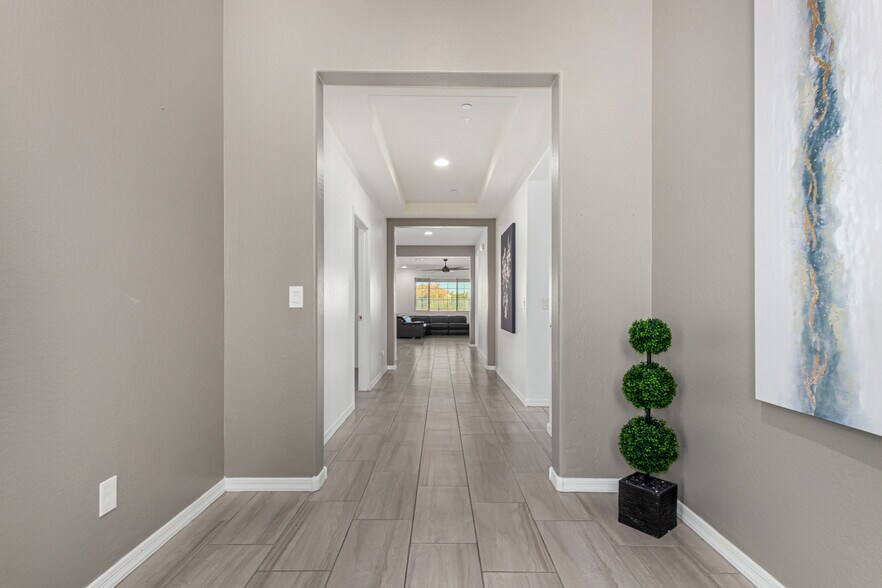 More Photos Of 10838 W San Juan Ave, Phoenix Healthcare For Sale