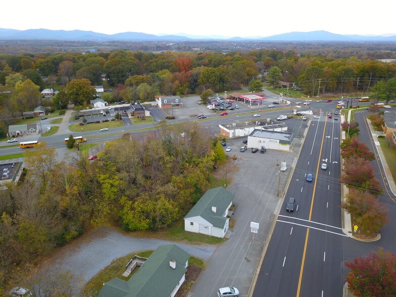 More Photos Of 7106 Timberlake Rd, Lynchburg General Retail For Sale