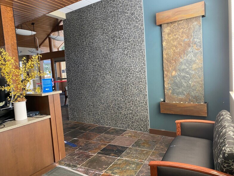 More Photos Of 700 M St NE, Auburn Medical For Sale