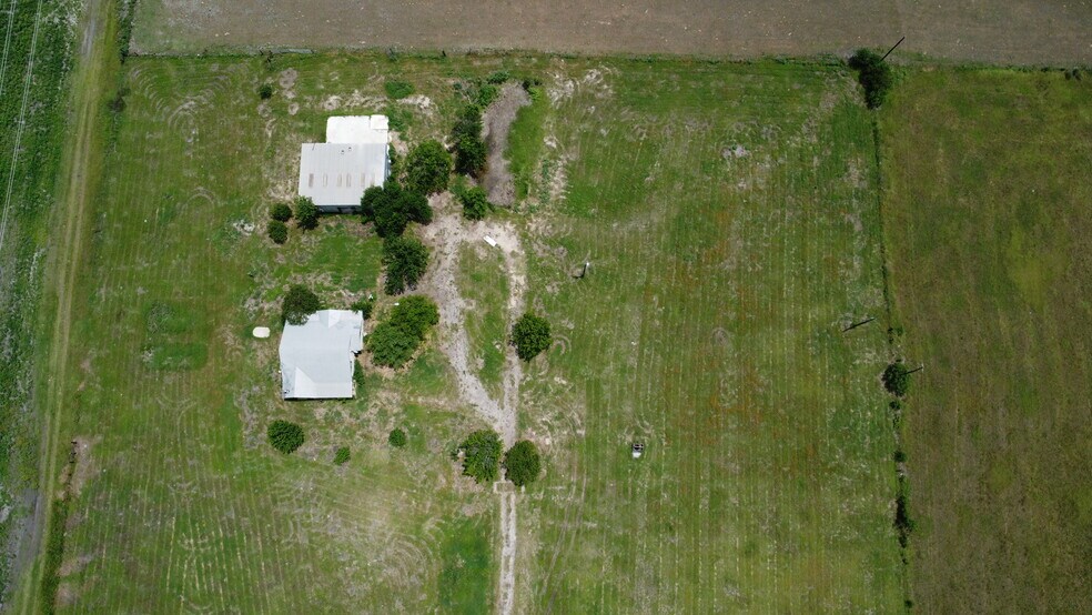 More Photos Of 5460 County Road 100, Hutto Land For Sale