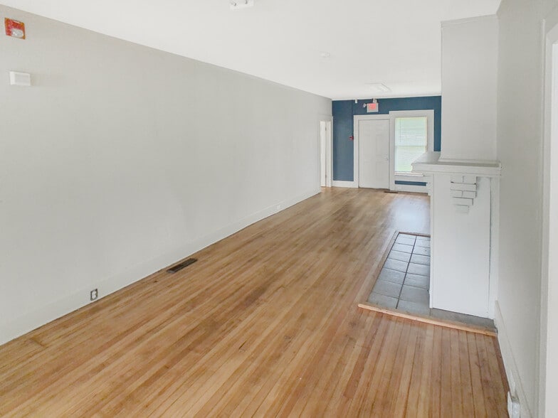 More Photos Of 2415 13th St, Tuscaloosa Office For Lease