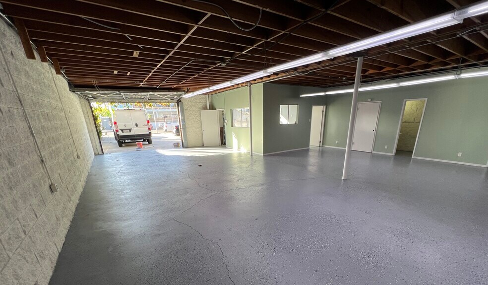 More Photos Of 13344 Beach Ave, Los Angeles Research And Development For Lease