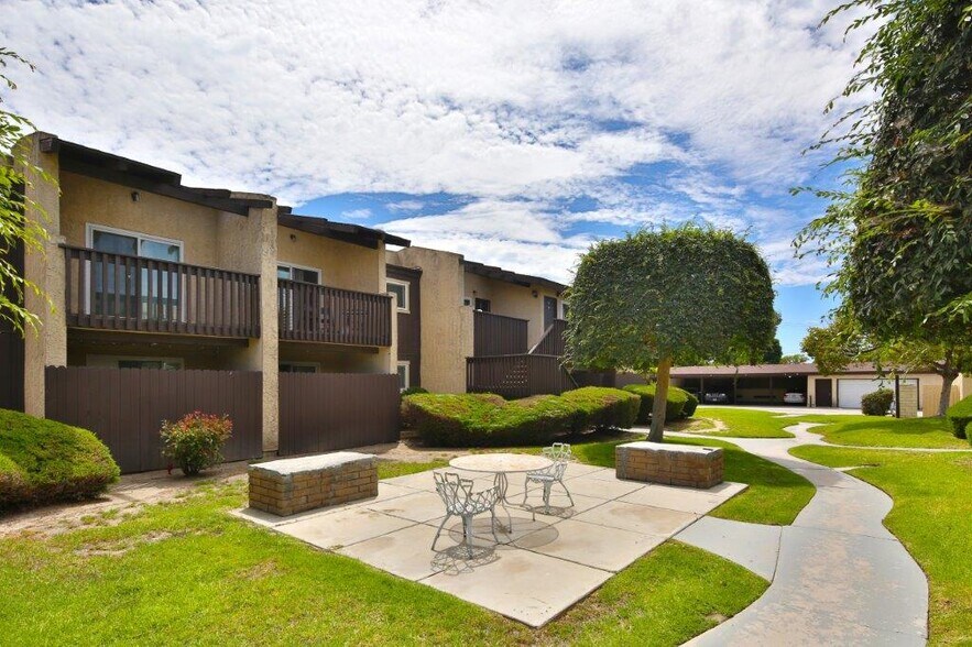 More Photos Of 6952 Westpark Pl, Westminster Apartments For Sale