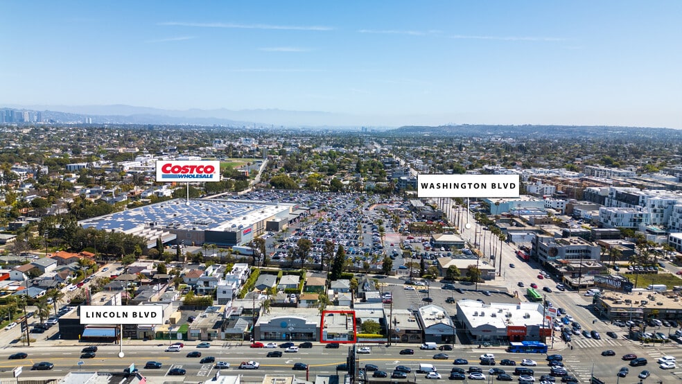 More Photos Of 2548 Lincoln Blvd, Venice Storefront Retail Office For Sale