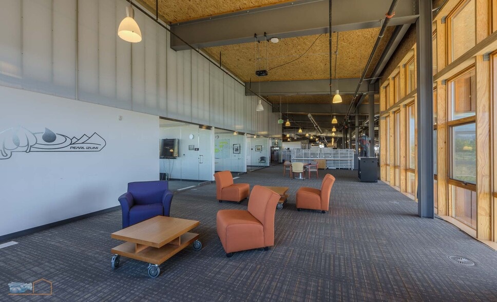More Photos Of 101 S Taylor Ave, Louisville Warehouse For Lease