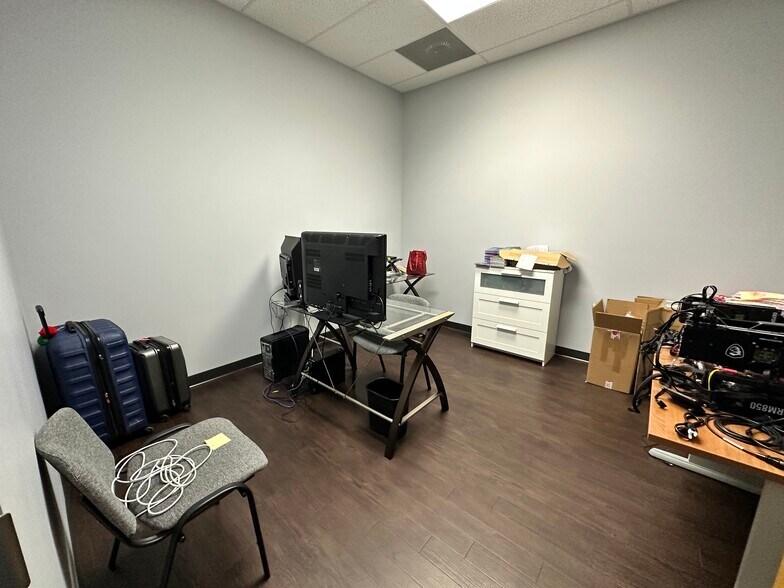 More Photos Of 45 Odell School Rd, Concord Light Distribution For Lease