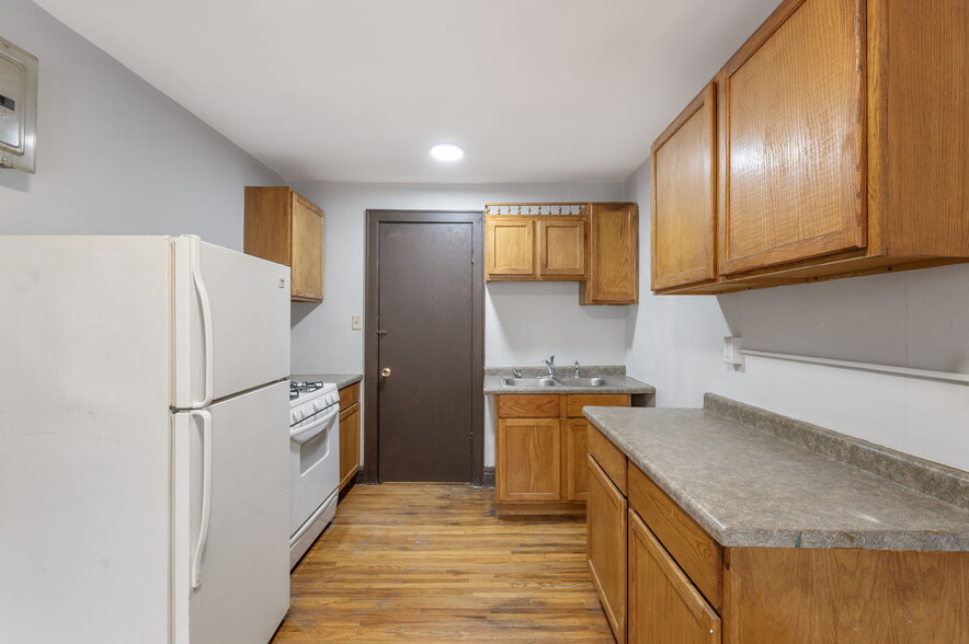 More Photos Of 487 Grand Ave, Saint Paul Apartments For Sale