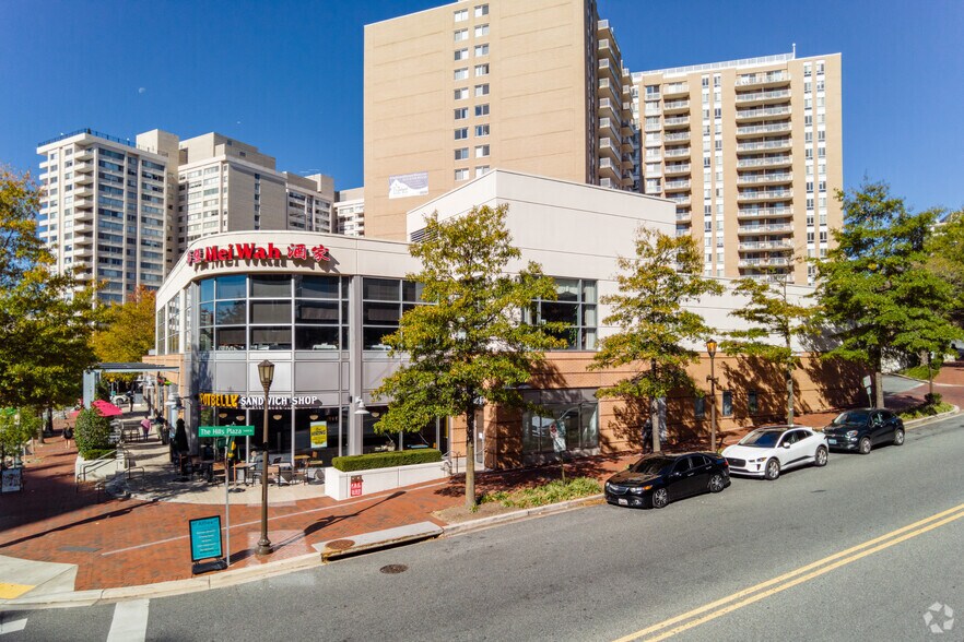 More Photos Of 4457-4471 Willard Ave, Chevy Chase Storefront For Lease
