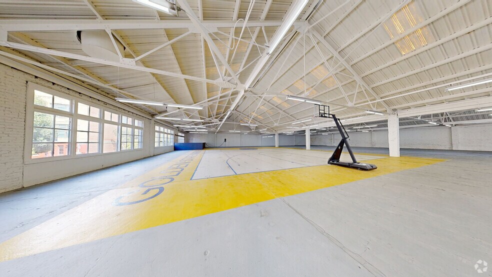 More Photos Of 1270 Bush St, San Francisco Warehouse For Lease