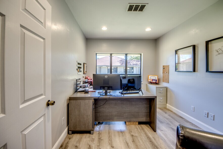 More Photos Of 12771 World Plaza Ln, Fort Myers Medical For Sale
