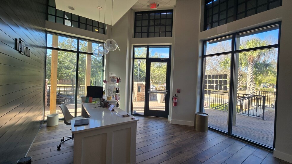 More Photos Of 211 River Landing Dr, Daniel Island Apartments For Lease