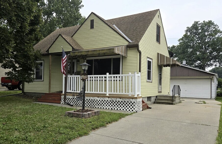 More Photos Of , Omaha Multifamily For Sale