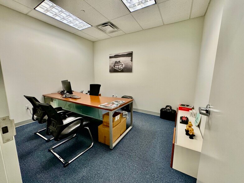 More Photos Of 11411 NW 107 St, Miami Warehouse For Lease