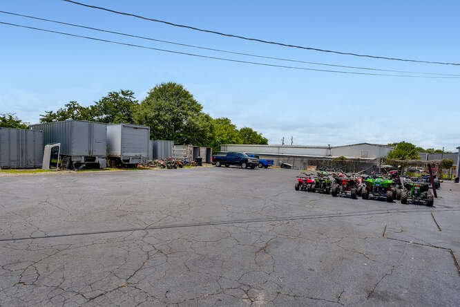 More Photos Of 1012 Iris Dr SW, Conyers Storefront For Sale