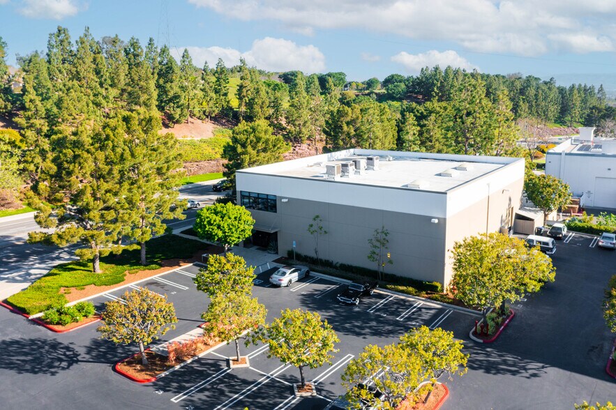 More Photos Of 23 Brookline, Aliso Viejo Warehouse For Sale