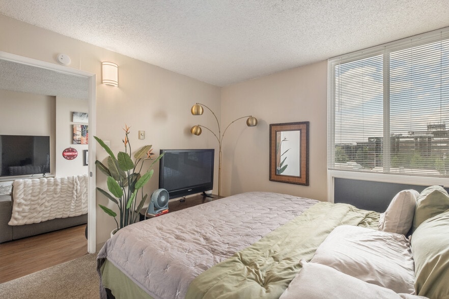More Photos Of 930 N Washington St, Spokane Apartments For Sale