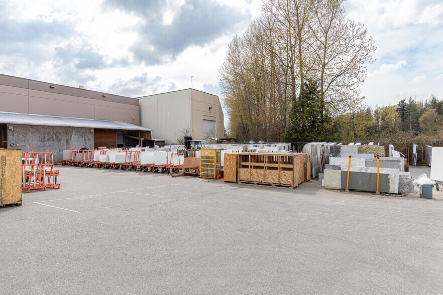 More Photos Of 30781 Simpson Rd, Abbotsford Warehouse For Lease