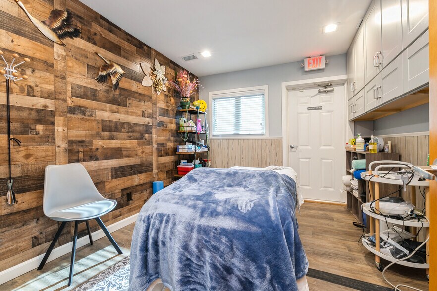 More Photos Of 1420 Montauk Hwy, Oakdale Medical For Lease