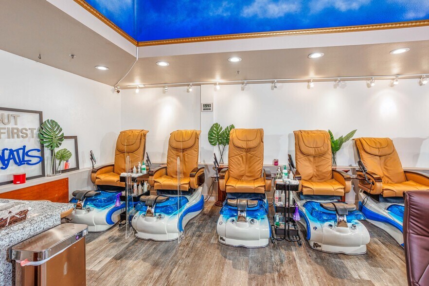 More Photos Of 10-12 NE Shaver St, Portland Apartments For Sale