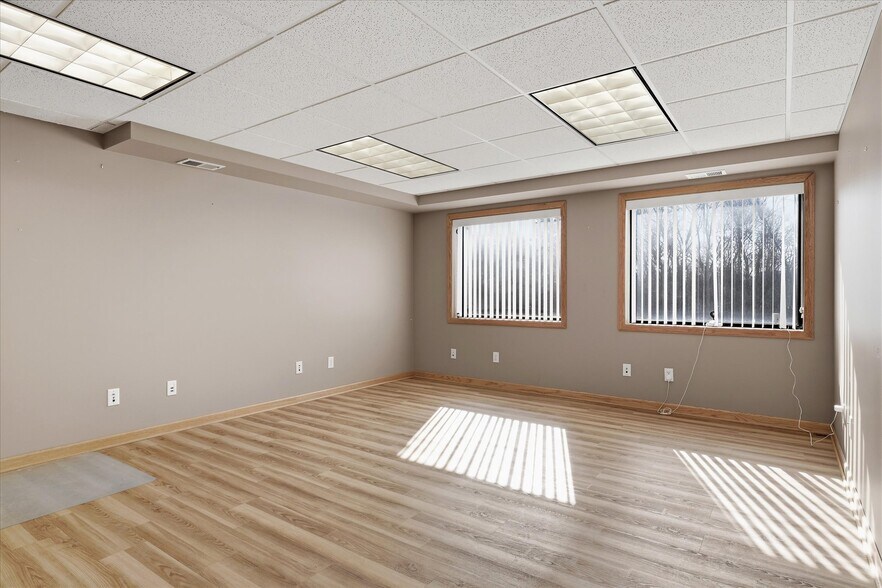 More Photos Of , Anoka Unknown For Sale