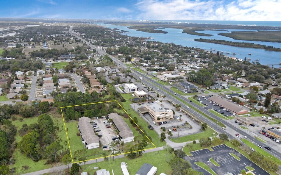 Primary Photo Of 121 Marion Ave, Edgewater Apartments For Sale