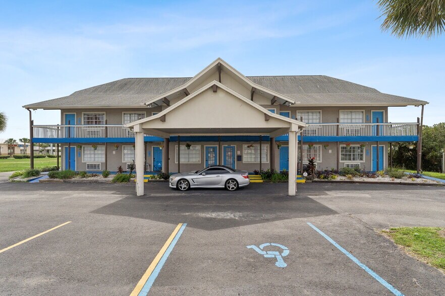 More Photos Of 3220 S Fiske Blvd, Rockledge Hotel For Sale