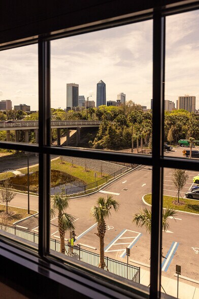 More Photos Of 700 E Union St, Jacksonville Apartments For Lease